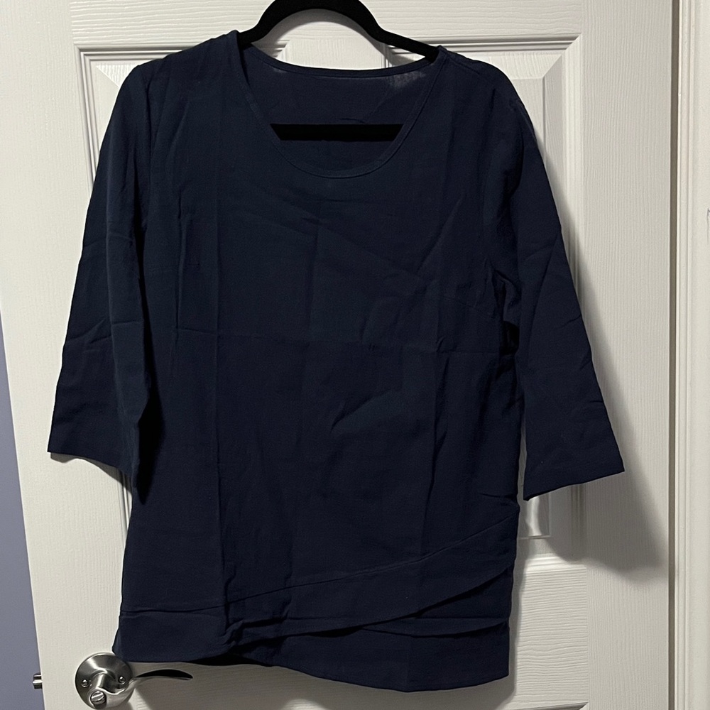 New Women's Blouse Asymmetrical Light 3/4 Sleeve Navy Blue Top Medium-Large